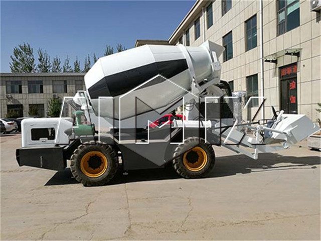 Self loading concrete mixers for sale