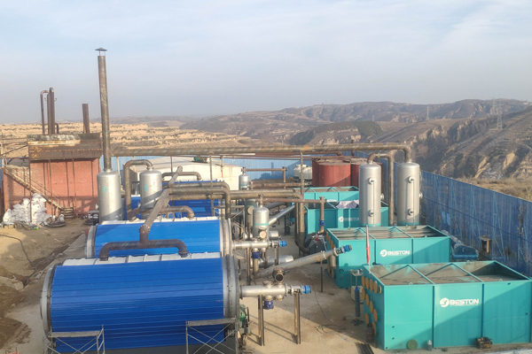 4-Sets-of-Oil-Sludge-Pyrolysis-Plant-in-China